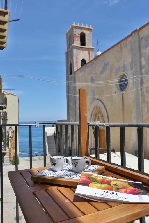 La Piazzetta Apartment Cefalu Exterior photo