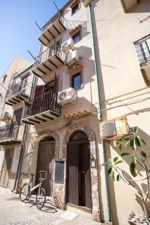 La Piazzetta Apartment Cefalu Exterior photo
