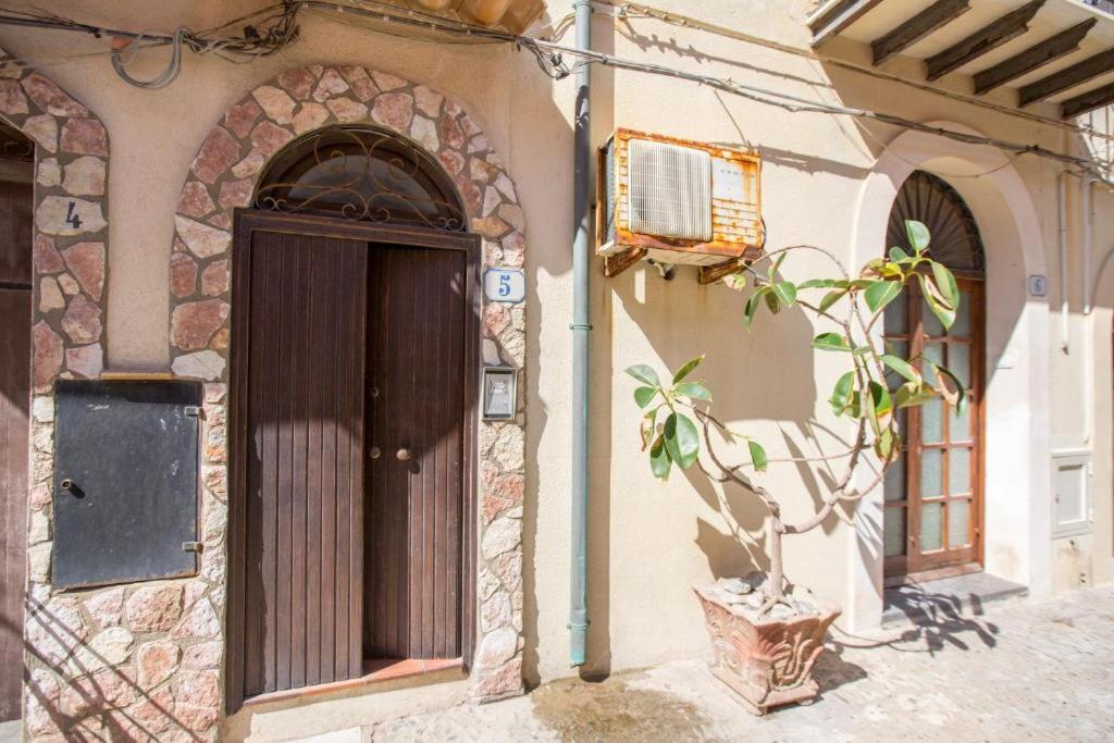 La Piazzetta Apartment Cefalu Exterior photo